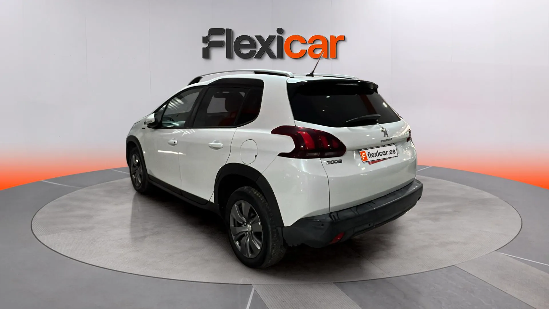 Peugeot 2008 Allure PureTech 110 - foto 5