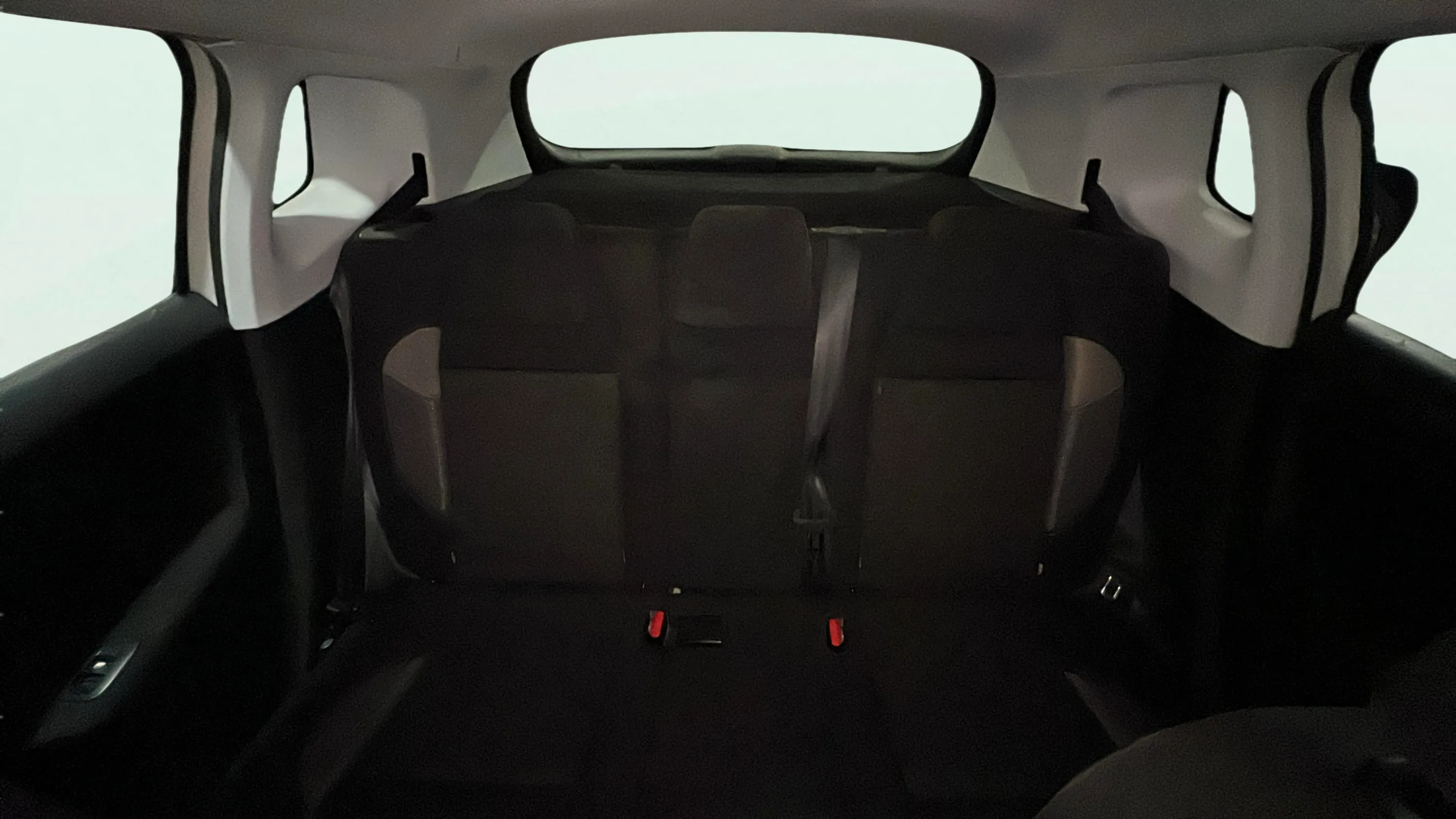 Peugeot 2008 Allure PureTech 110 - foto 17