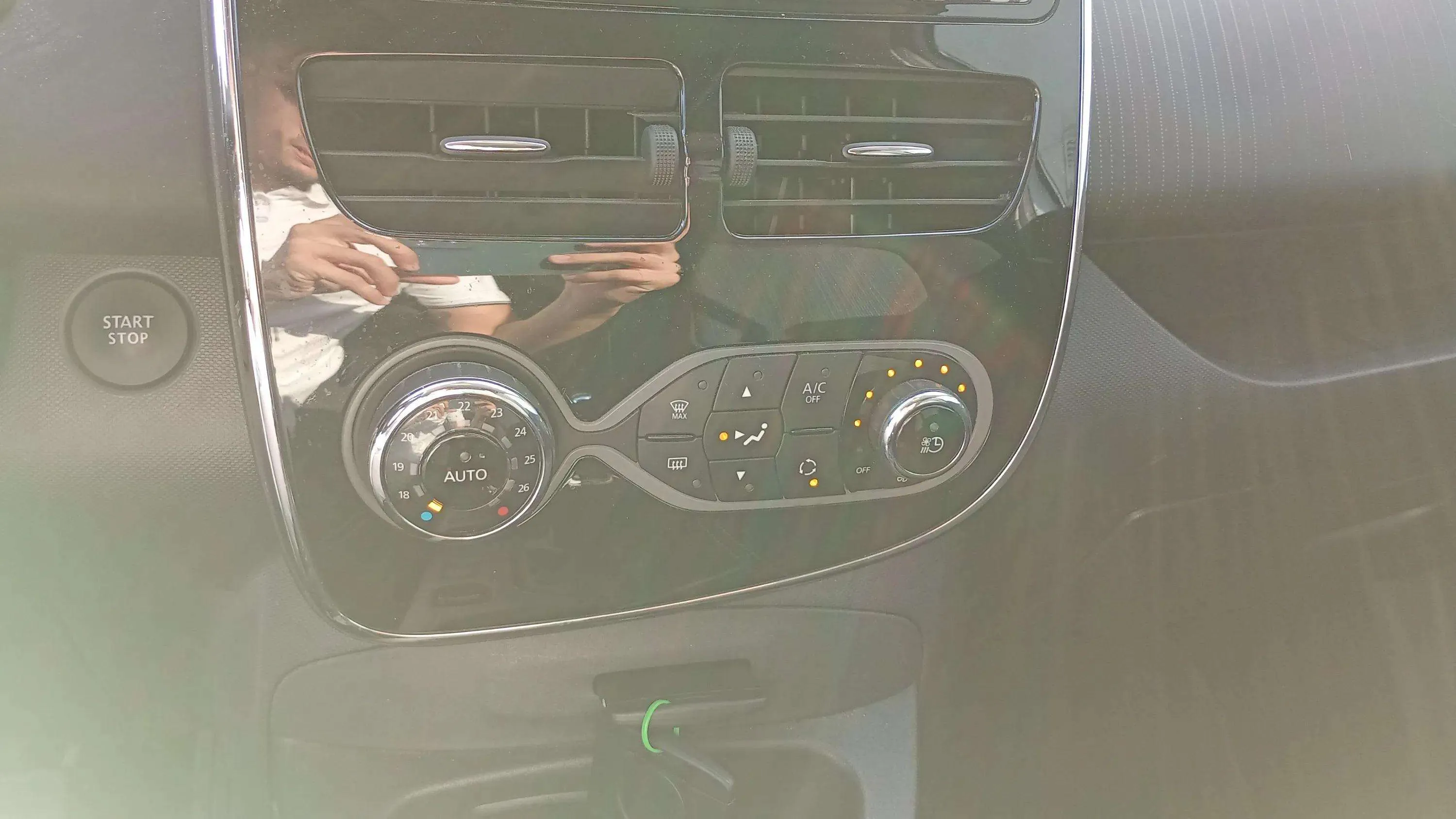 Renault Zoe Limited 40 R110 SS - foto 21