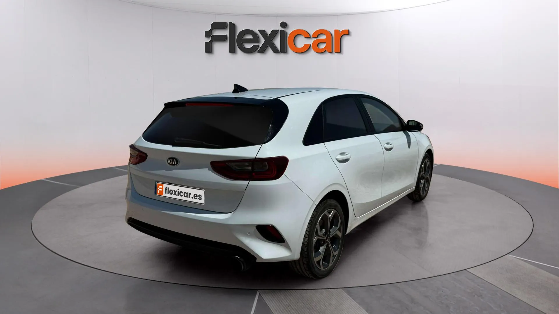 Kia Ceed 1.4 T-GDi Business DCT - foto 7