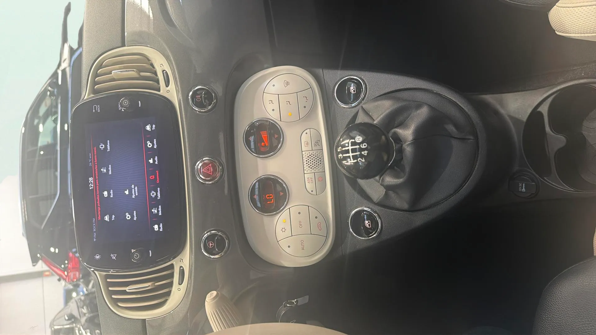 Fiat 500 Dolcevita 1.0 Hybrid - foto 17