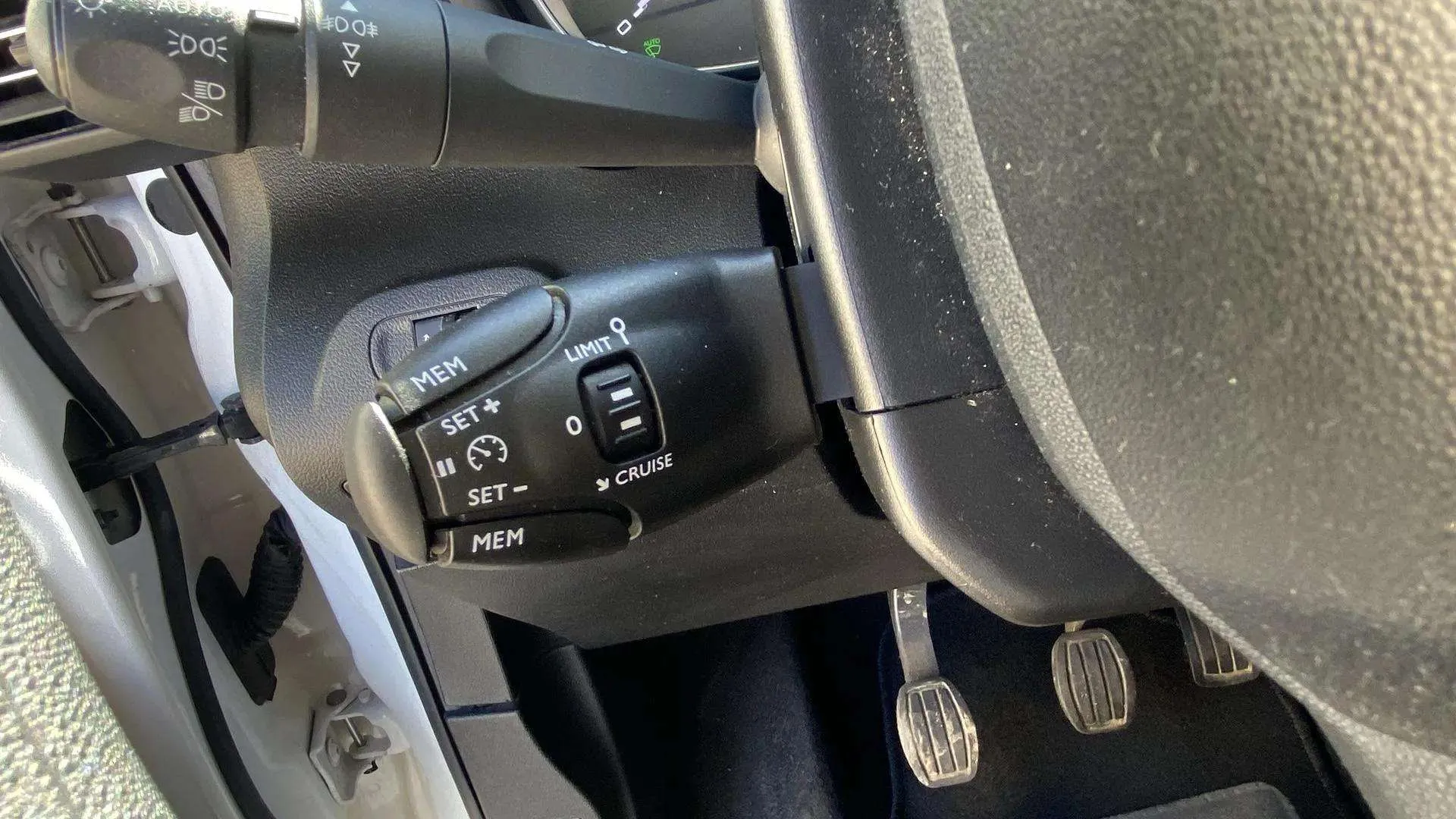 Citroën Berlingo Talla M BlueHDi 100 Shine - foto 23