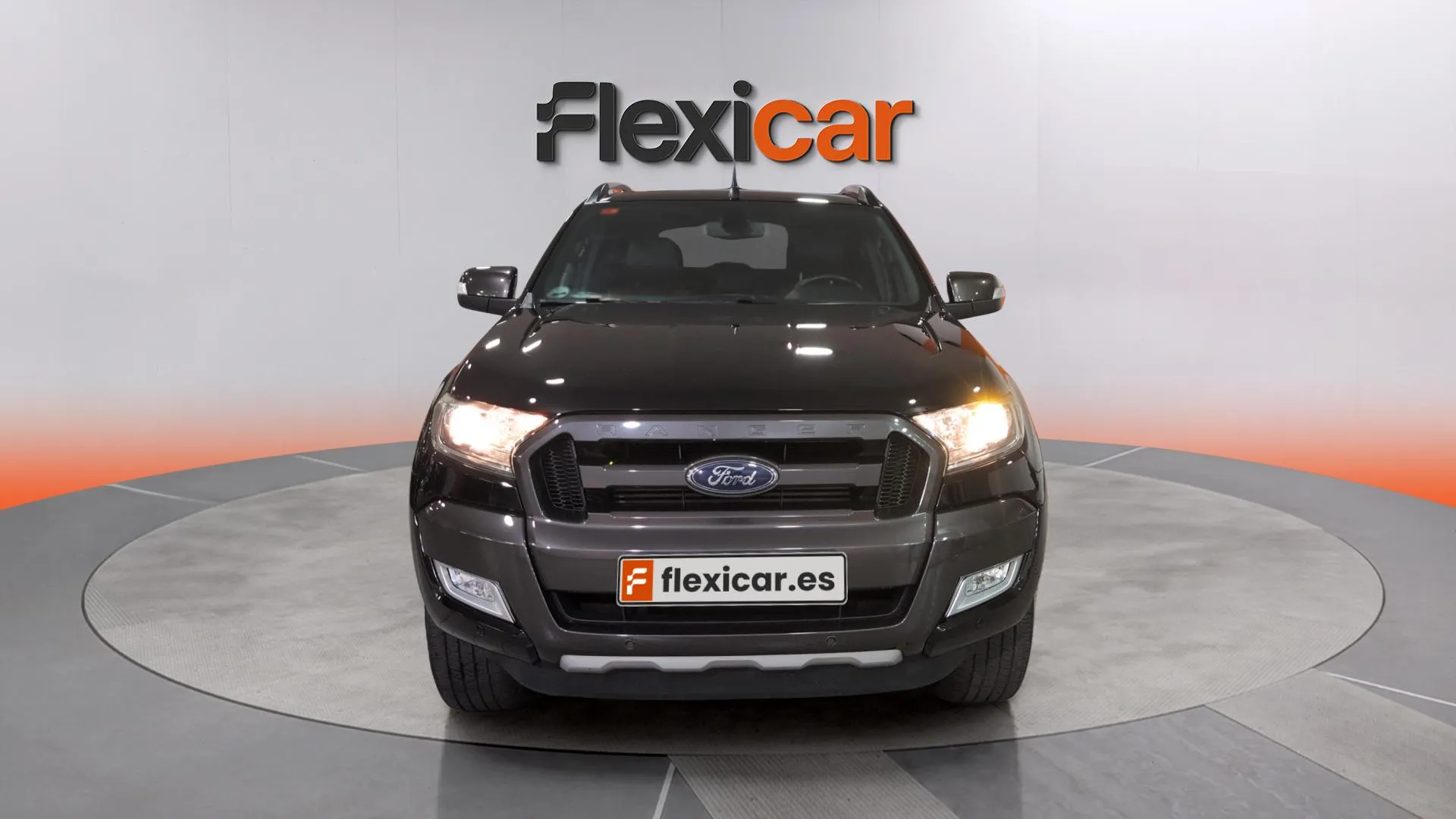Ford Ranger 3.2 TDCi 4x4 Dob Cab Wildtrack - foto 2