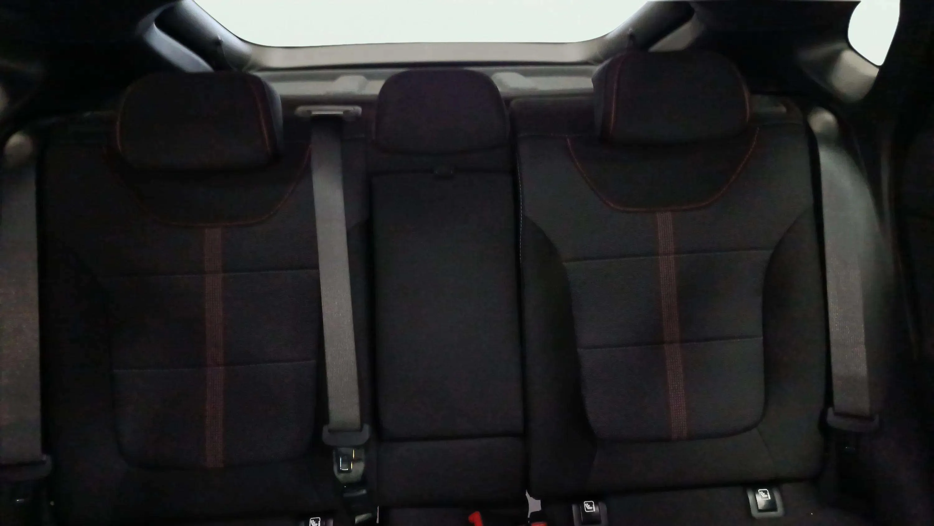 Hyundai i30 1.5 T-GDi 48V N Line DCT - foto 11