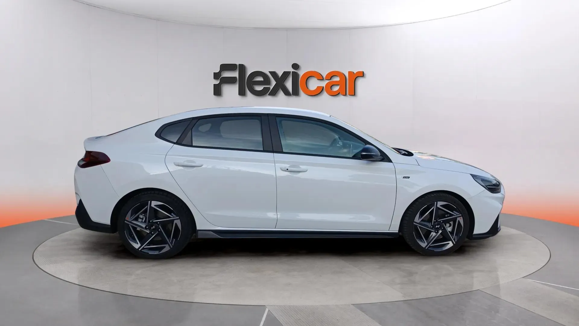 Hyundai i30 1.5 T-GDi 48V N Line DCT - foto 7