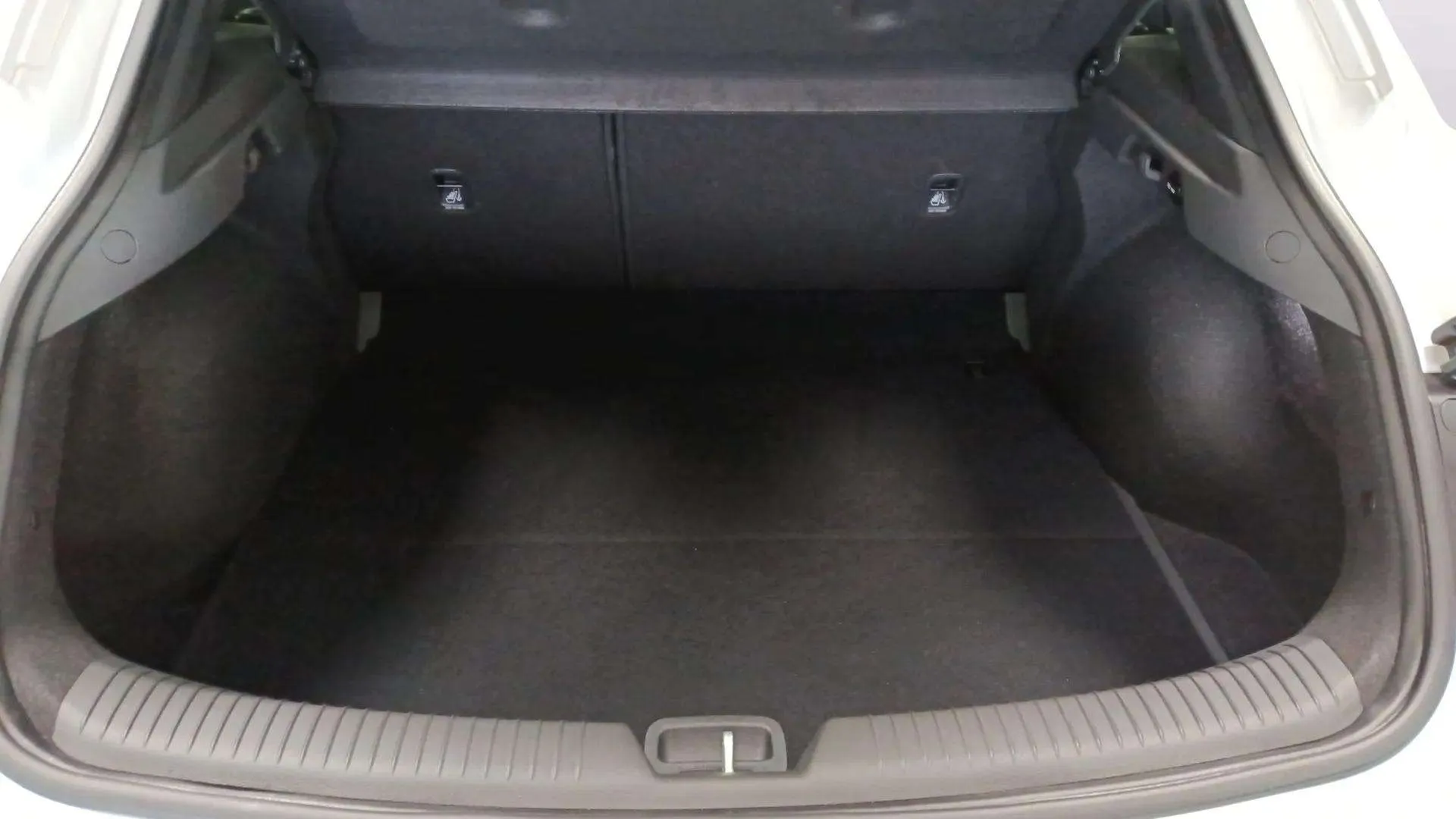 Hyundai i30 1.5 T-GDi 48V N Line DCT - foto 12