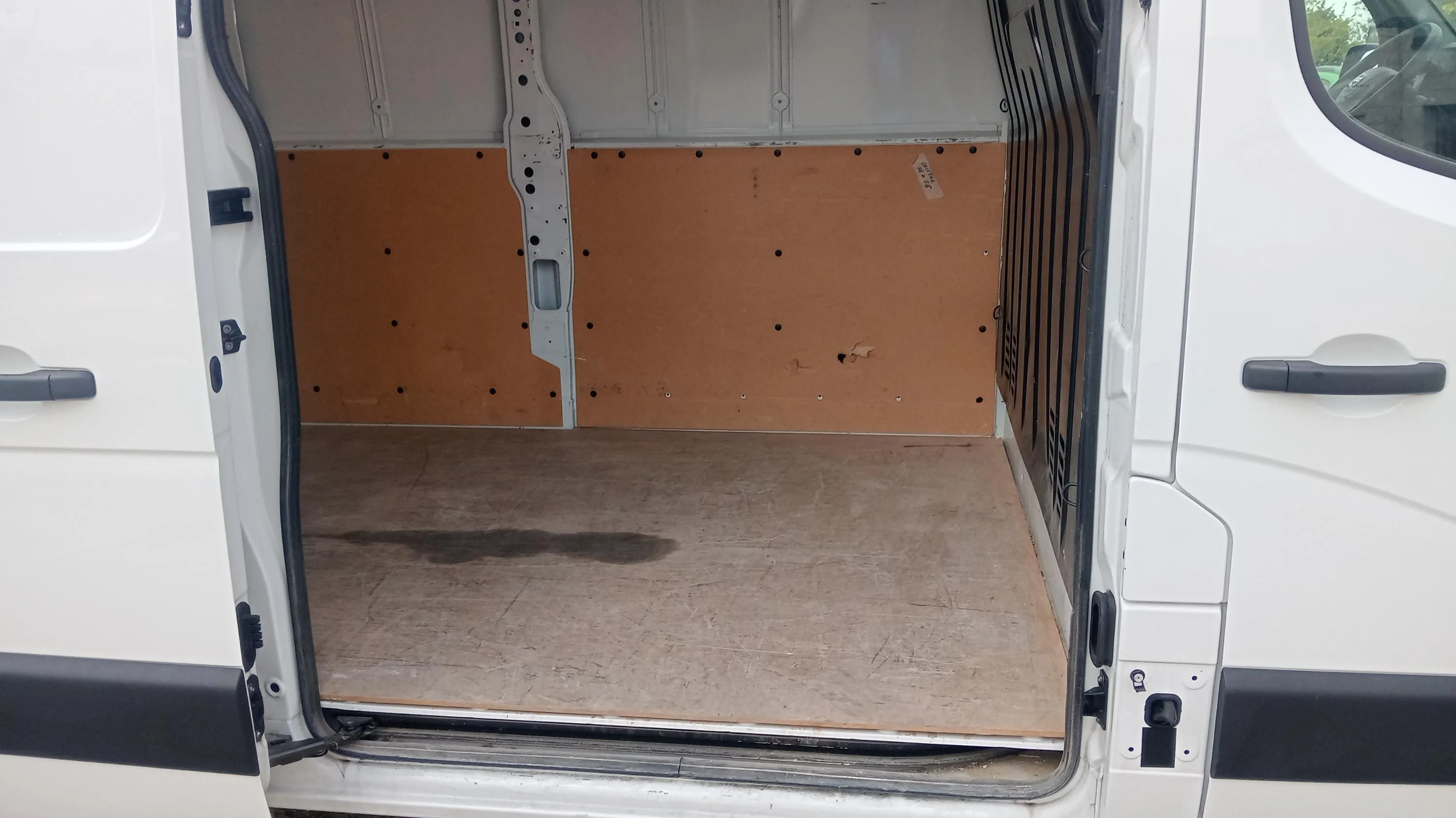 Nissan Interstar L3H2 35T 2.3dCi FWD GO - foto 14