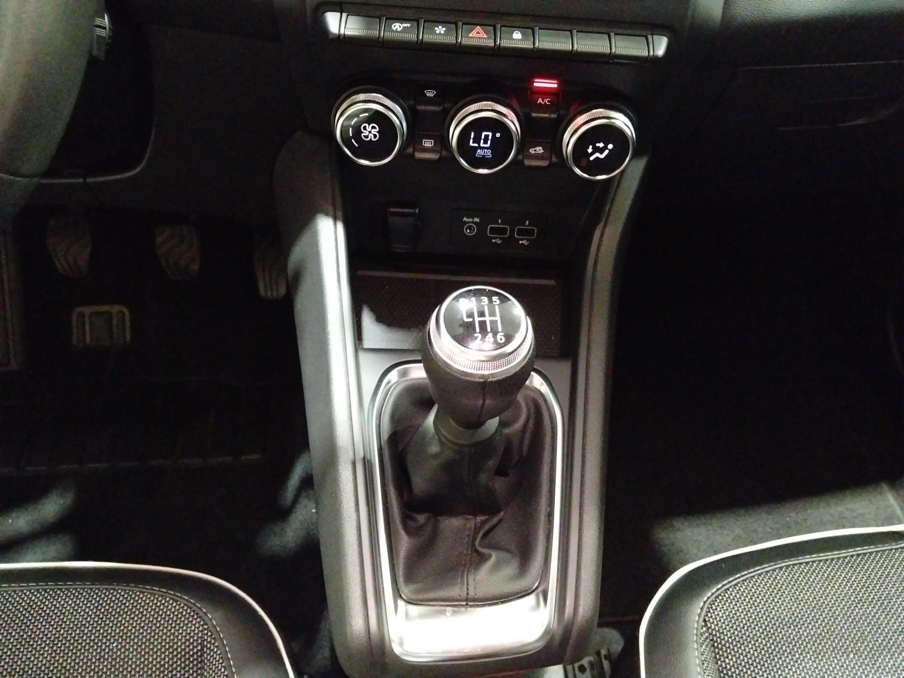 Renault Captur equilibre TCe - foto 21