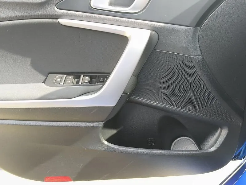Kia XCeed 1.0 T-GDi Drive - foto 29
