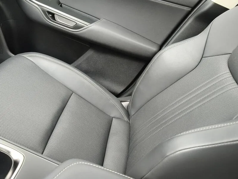 Lexus NX 350h Executive - foto 20