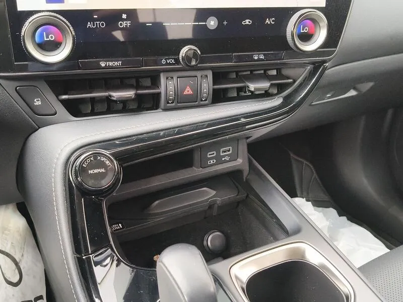 Lexus NX 350h Executive - foto 12