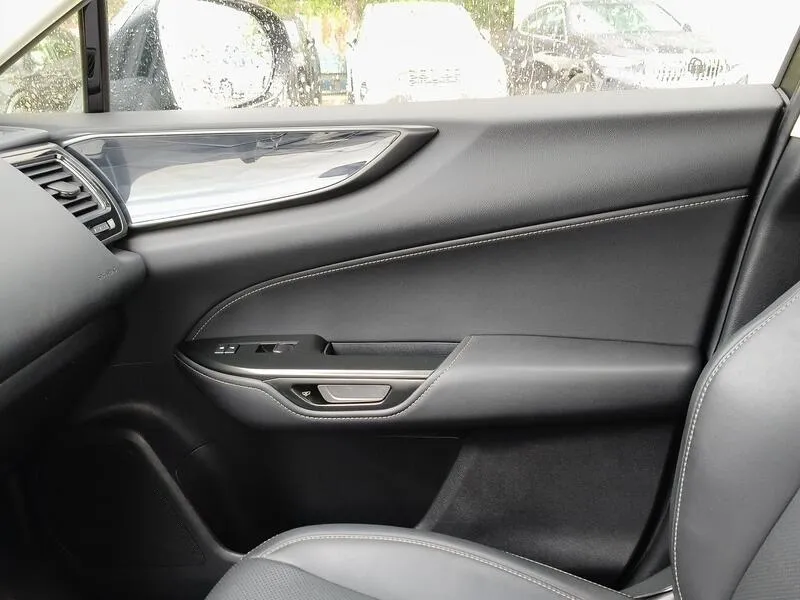 Lexus NX 350h Executive - foto 19
