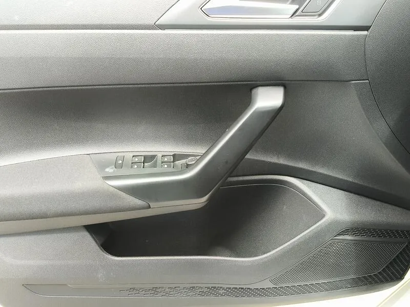 Volkswagen Polo R-Line 1.0 TSI - foto 31