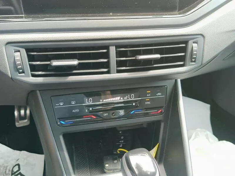 Volkswagen Polo R-Line 1.0 TSI - foto 12