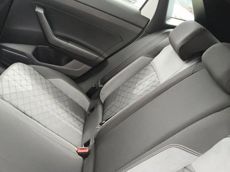 Volkswagen Polo R-Line 1.0 TSI - foto 34
