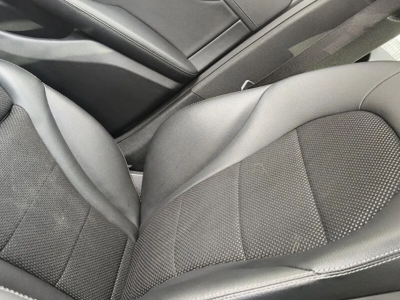 Mercedes-Benz GLC 200 4MATIC - foto 21