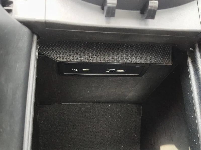 Mercedes-Benz GLC 200 4MATIC - foto 14