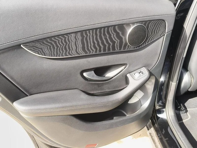Mercedes-Benz GLC 200 4MATIC - foto 37