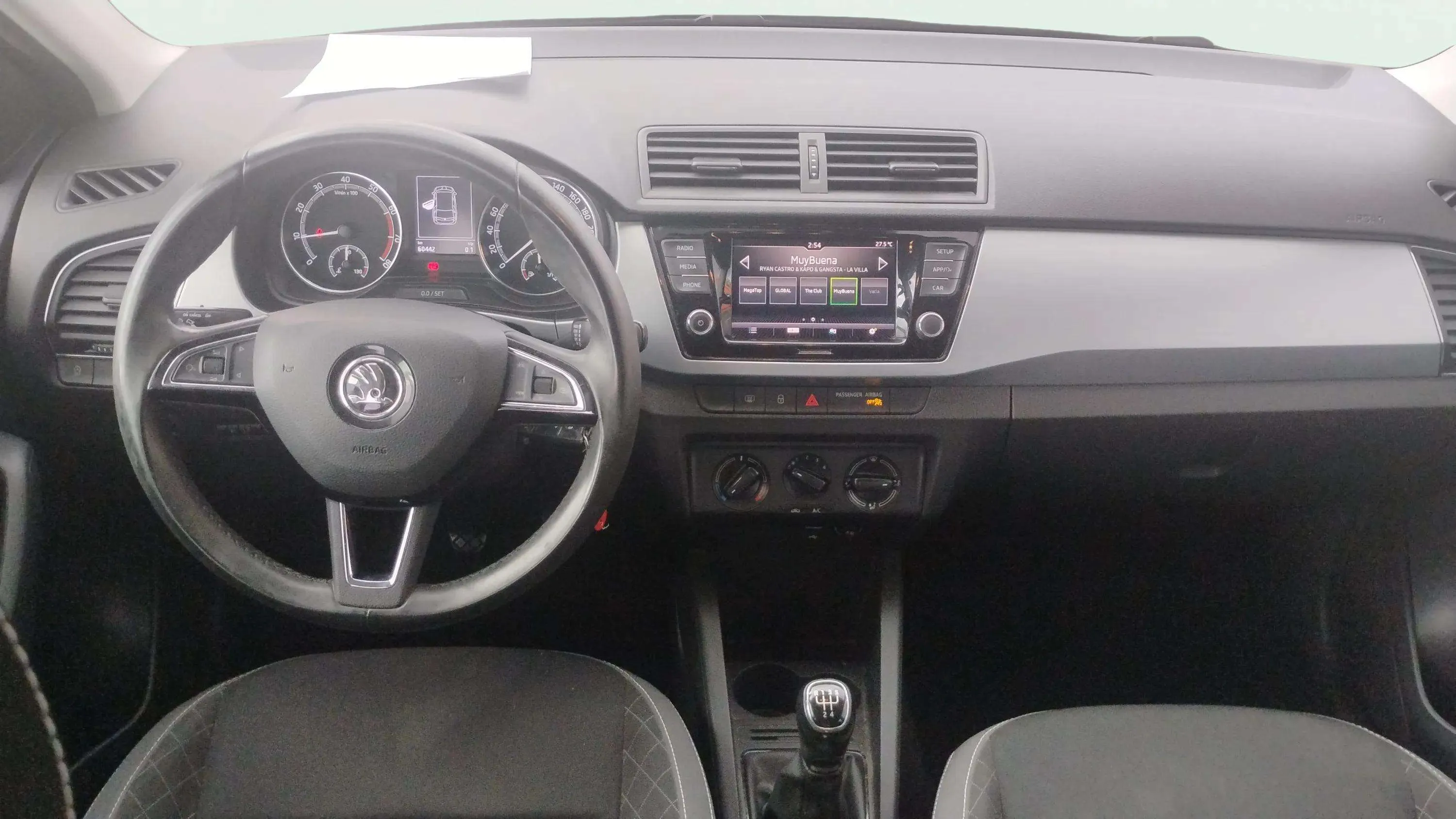 Škoda Fabia 1.0 TSI Active - foto 10