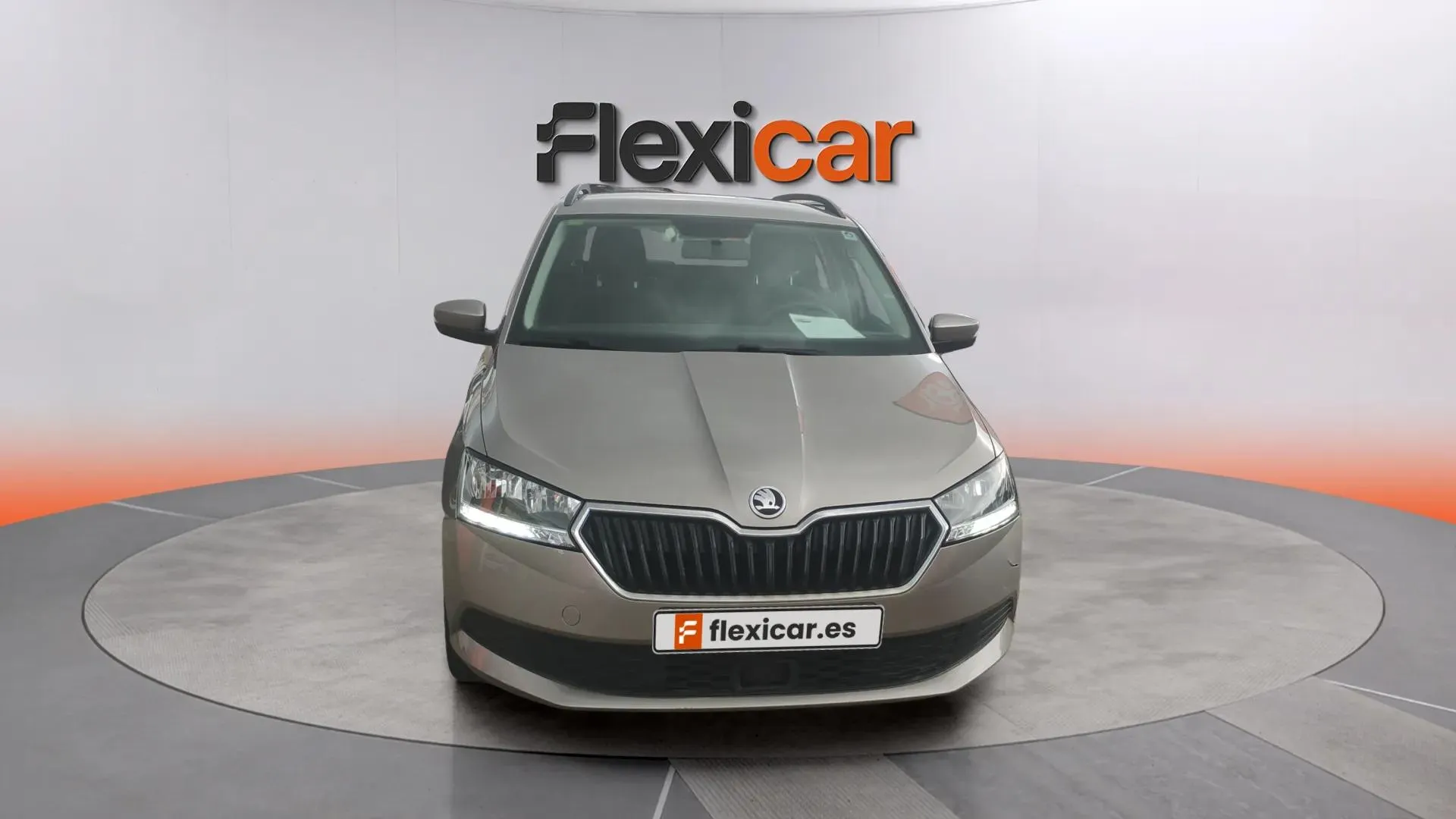 Škoda Fabia 1.0 TSI Active - foto 8