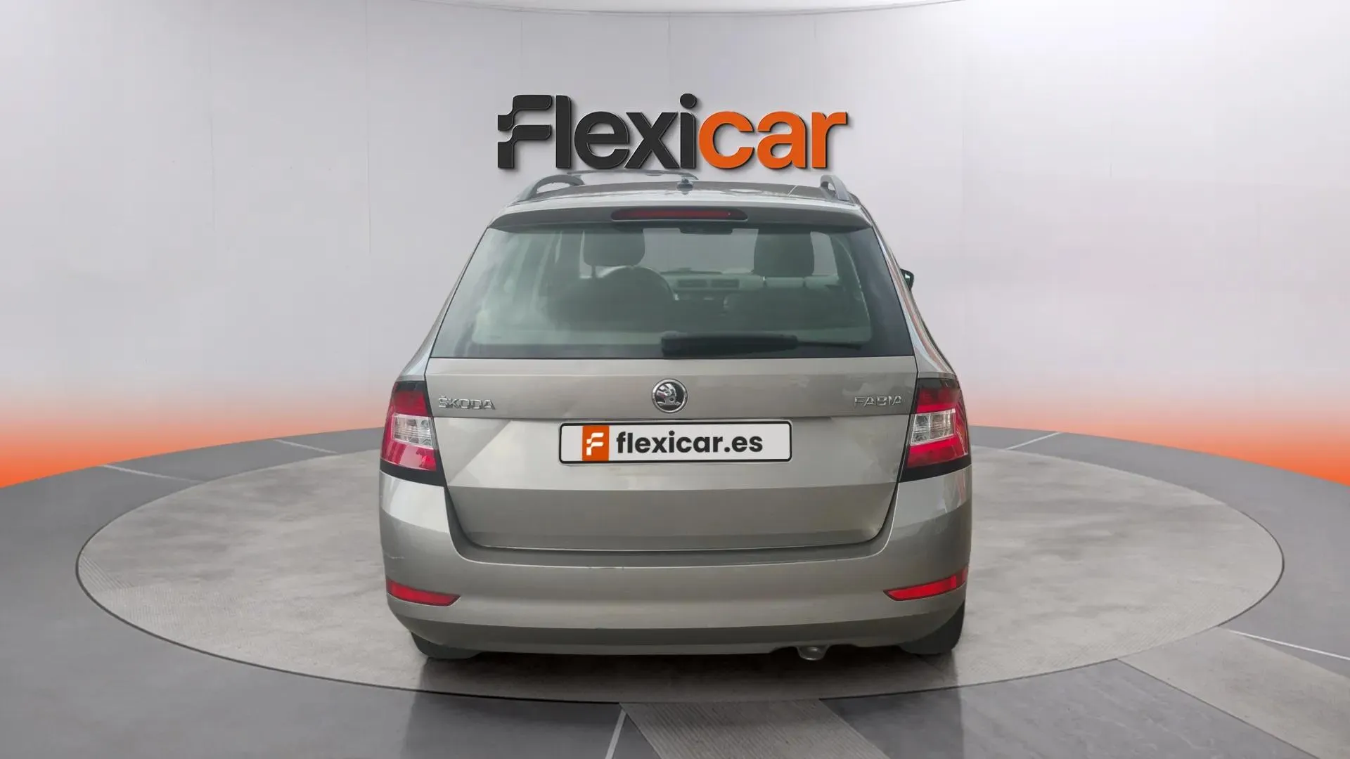 Škoda Fabia 1.0 TSI Active - foto 5