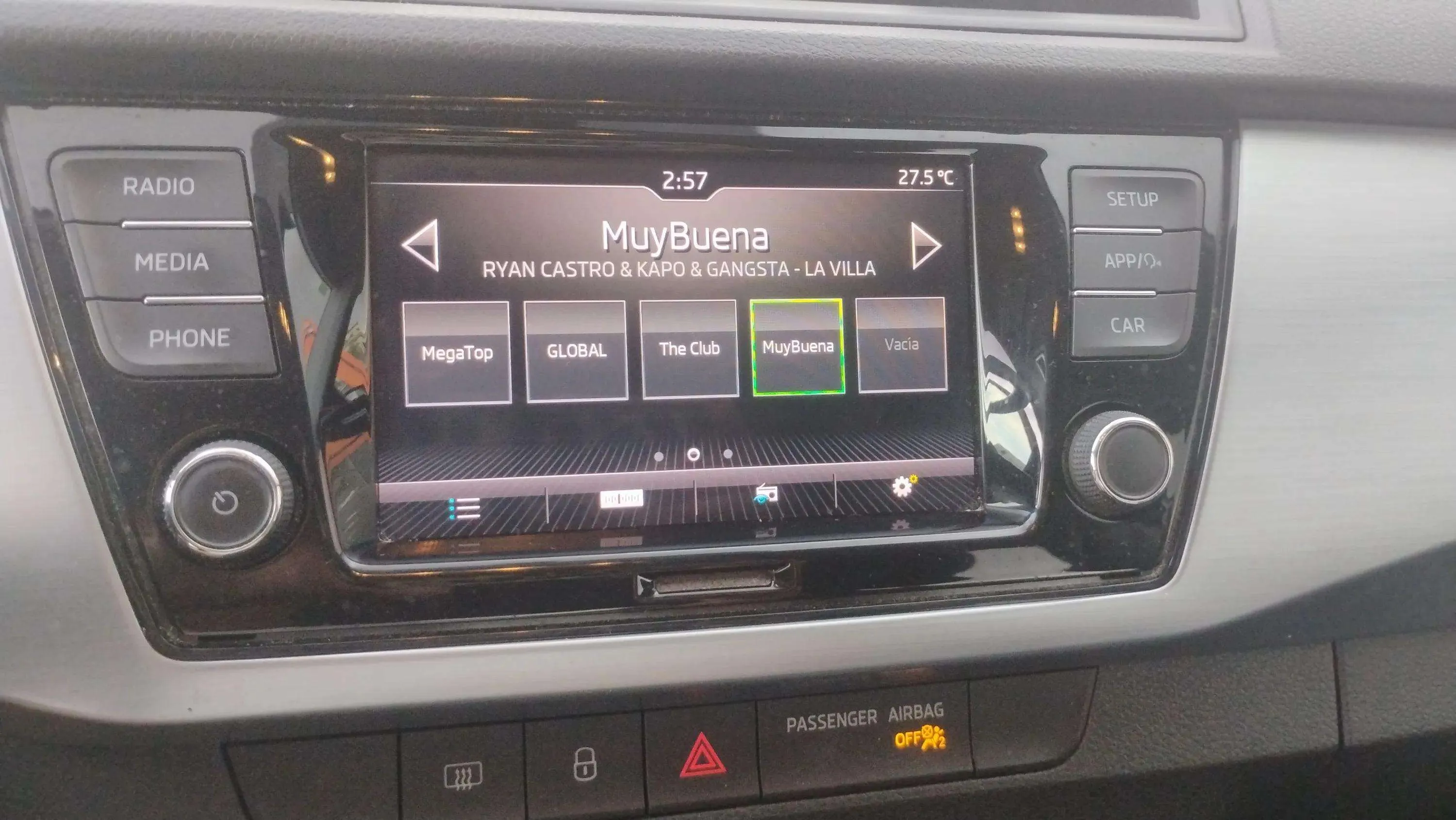 Škoda Fabia 1.0 TSI Active - foto 19