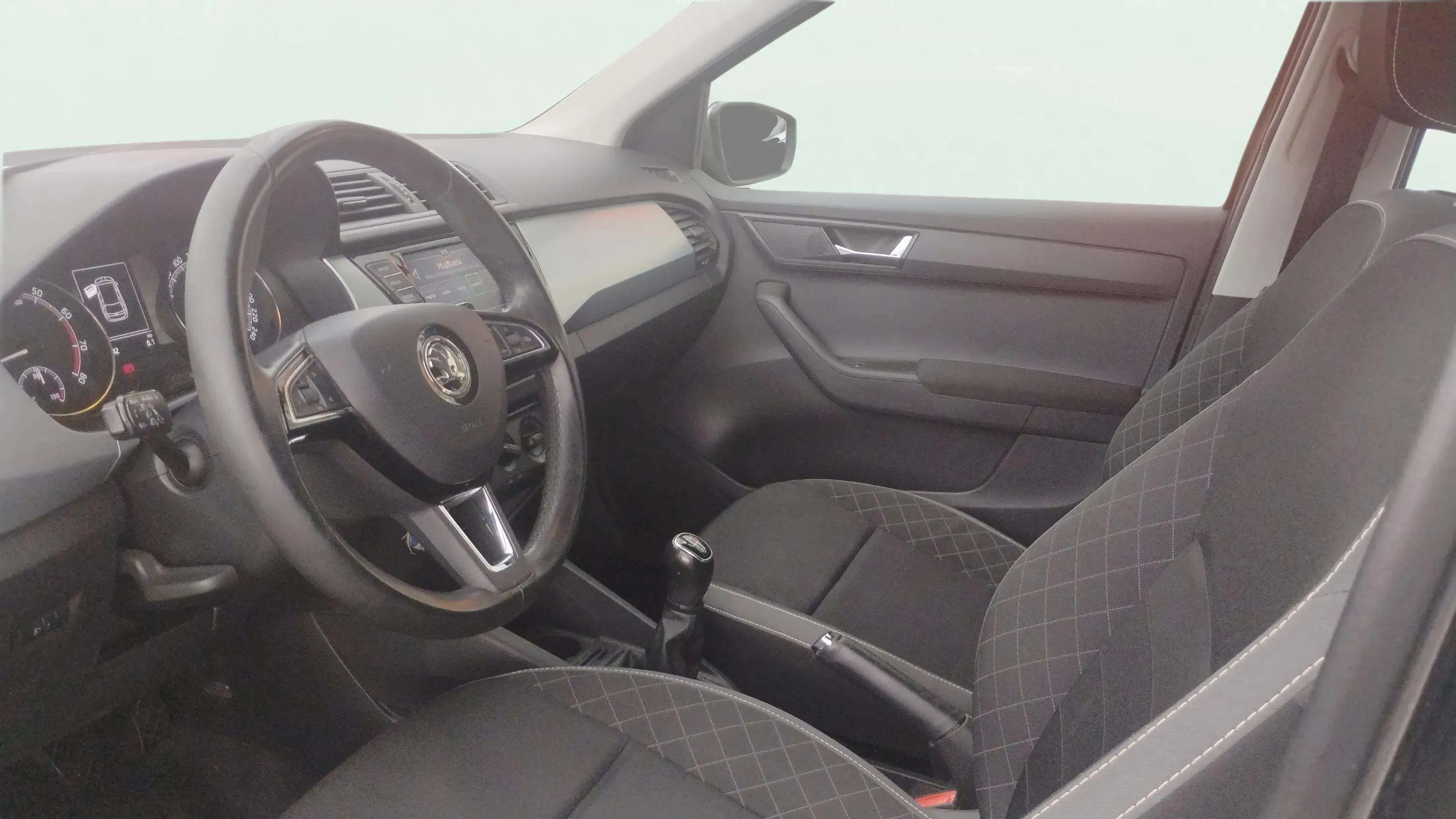 Škoda Fabia 1.0 TSI Active - foto 14