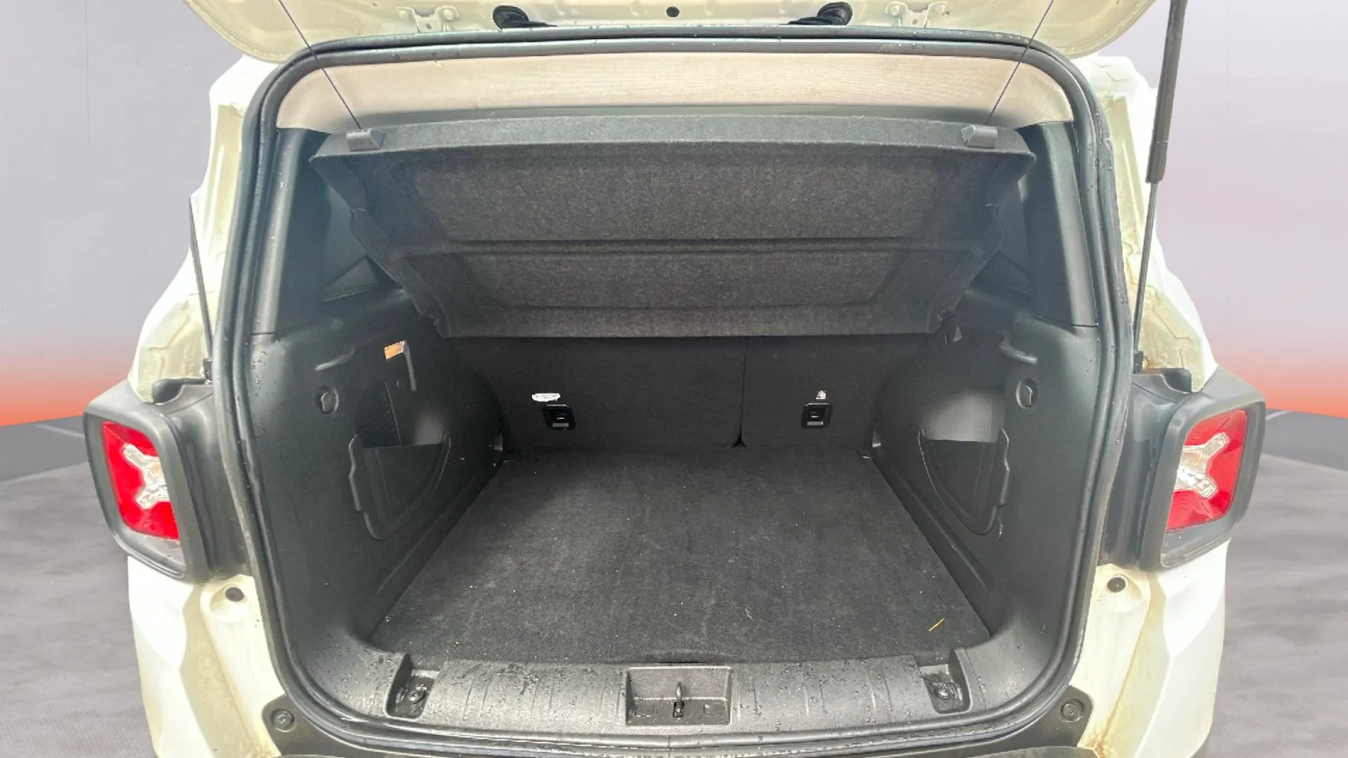 Jeep Renegade 4xe 1.3 PHEV Red - foto 21