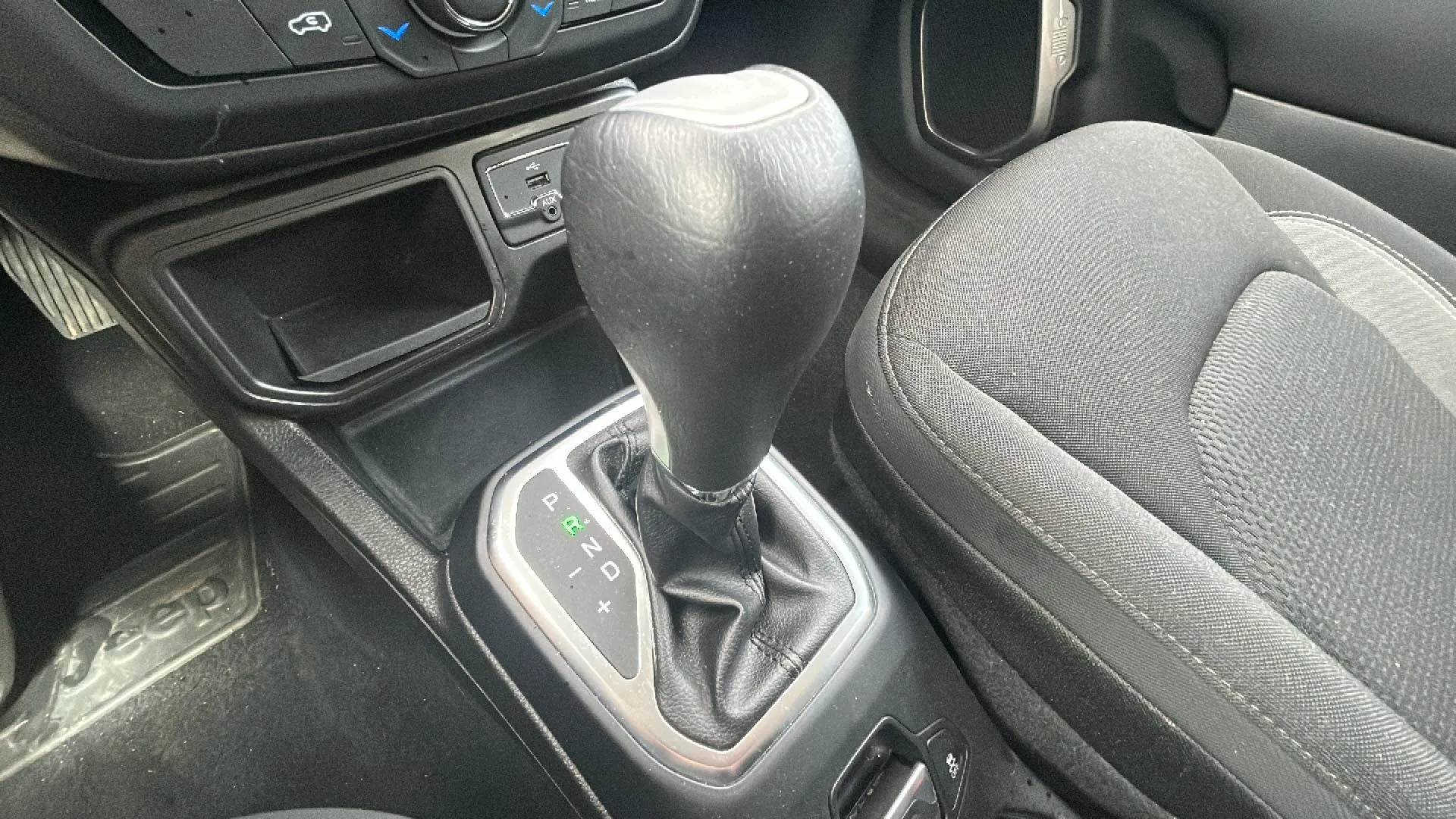 Jeep Renegade 4xe 1.3 PHEV Red - foto 16