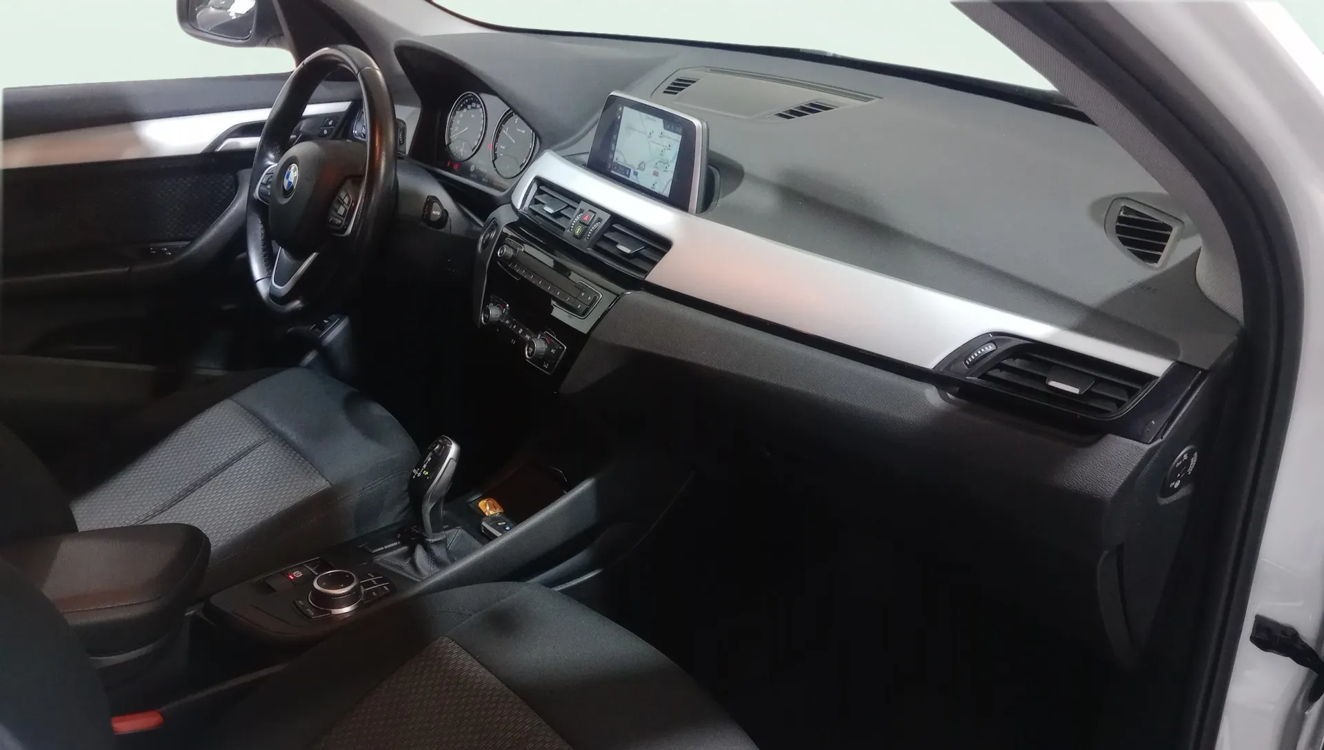 BMW X1 sDrive18d - foto 7