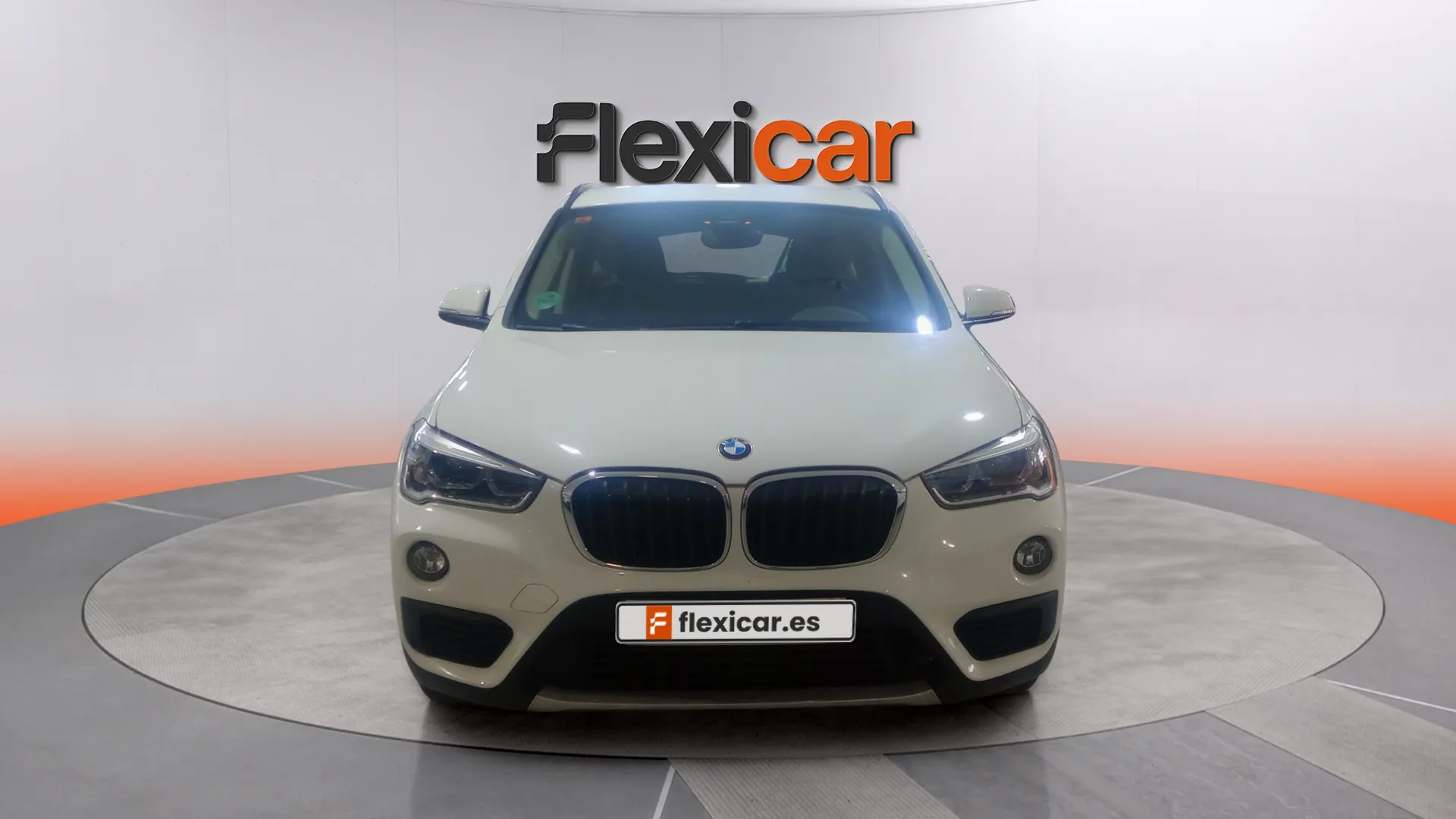 BMW X1 sDrive18d - foto 2