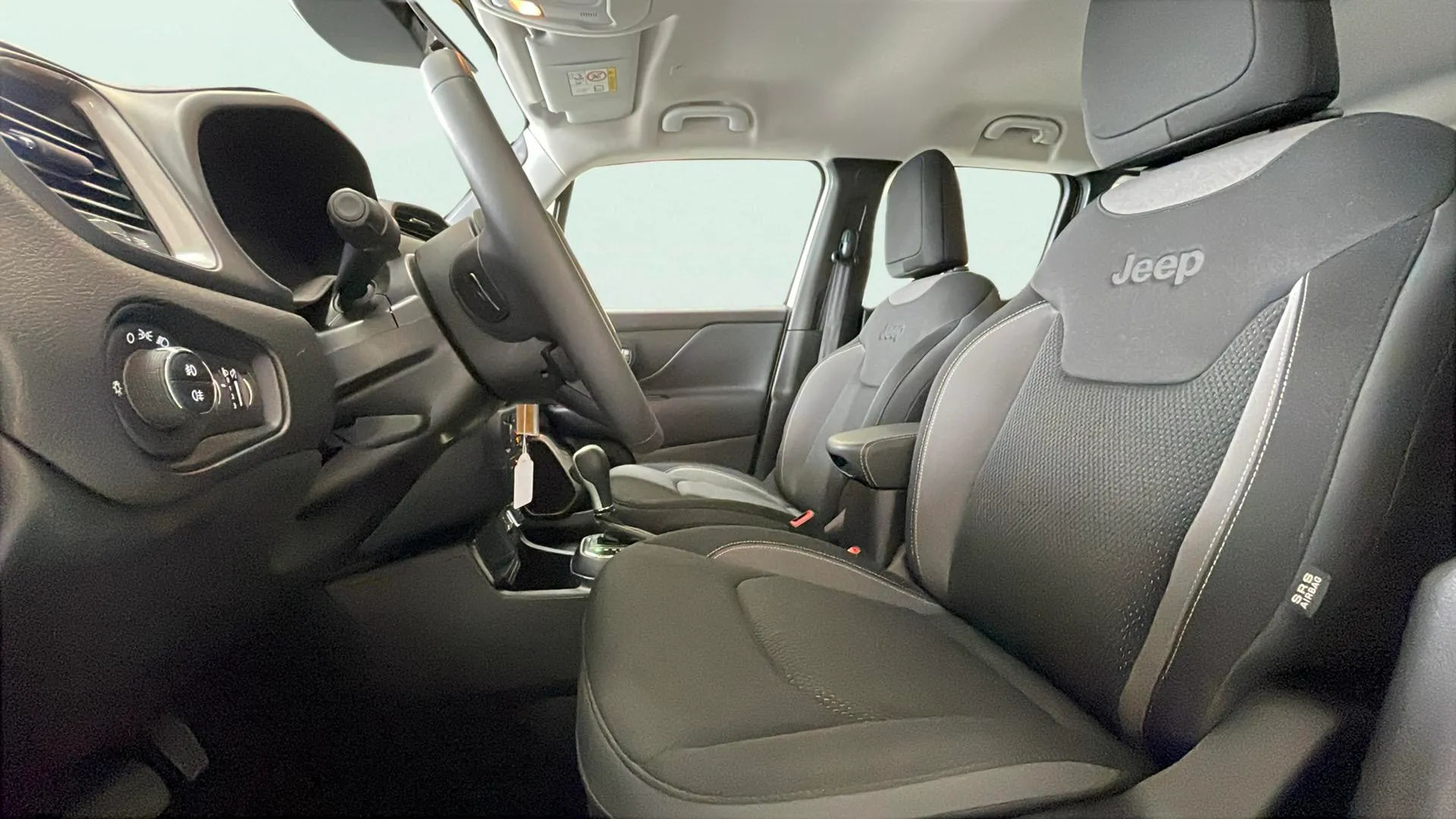 Jeep Renegade eHybrid 1.5 Limited ATX - foto 19