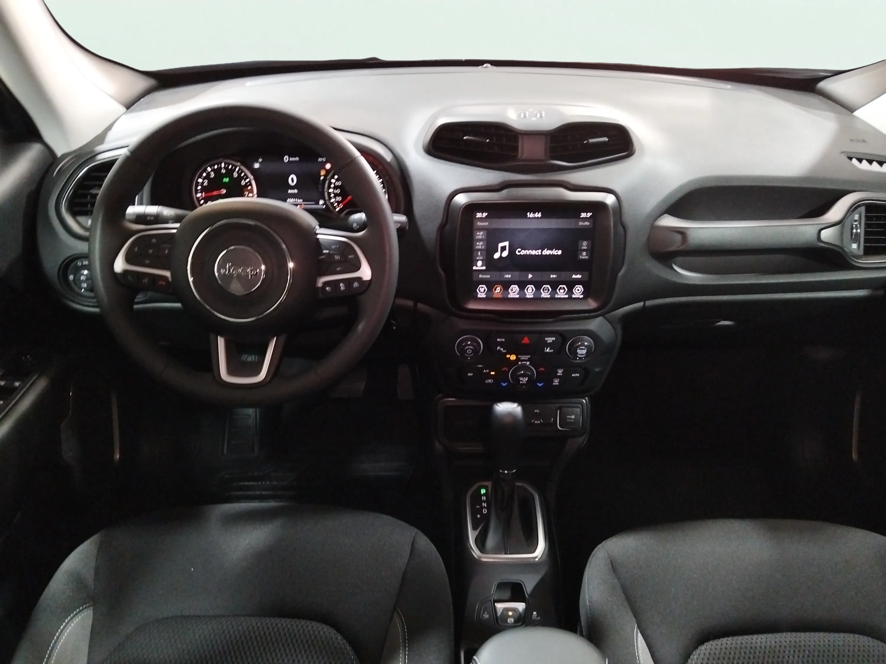 Jeep Renegade eHybrid 1.5 Limited ATX - foto 9