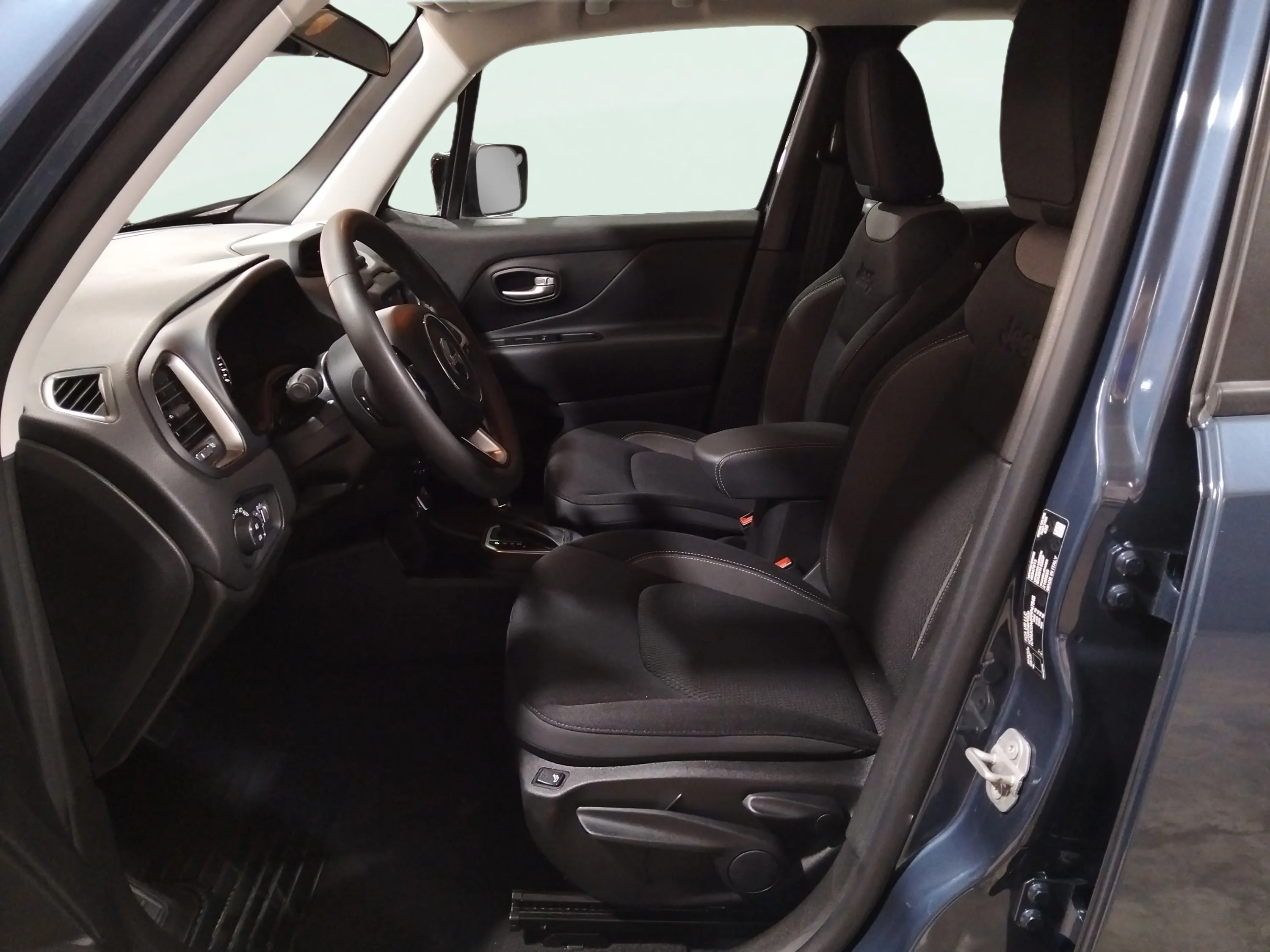 Jeep Renegade eHybrid 1.5 Limited ATX - foto 14