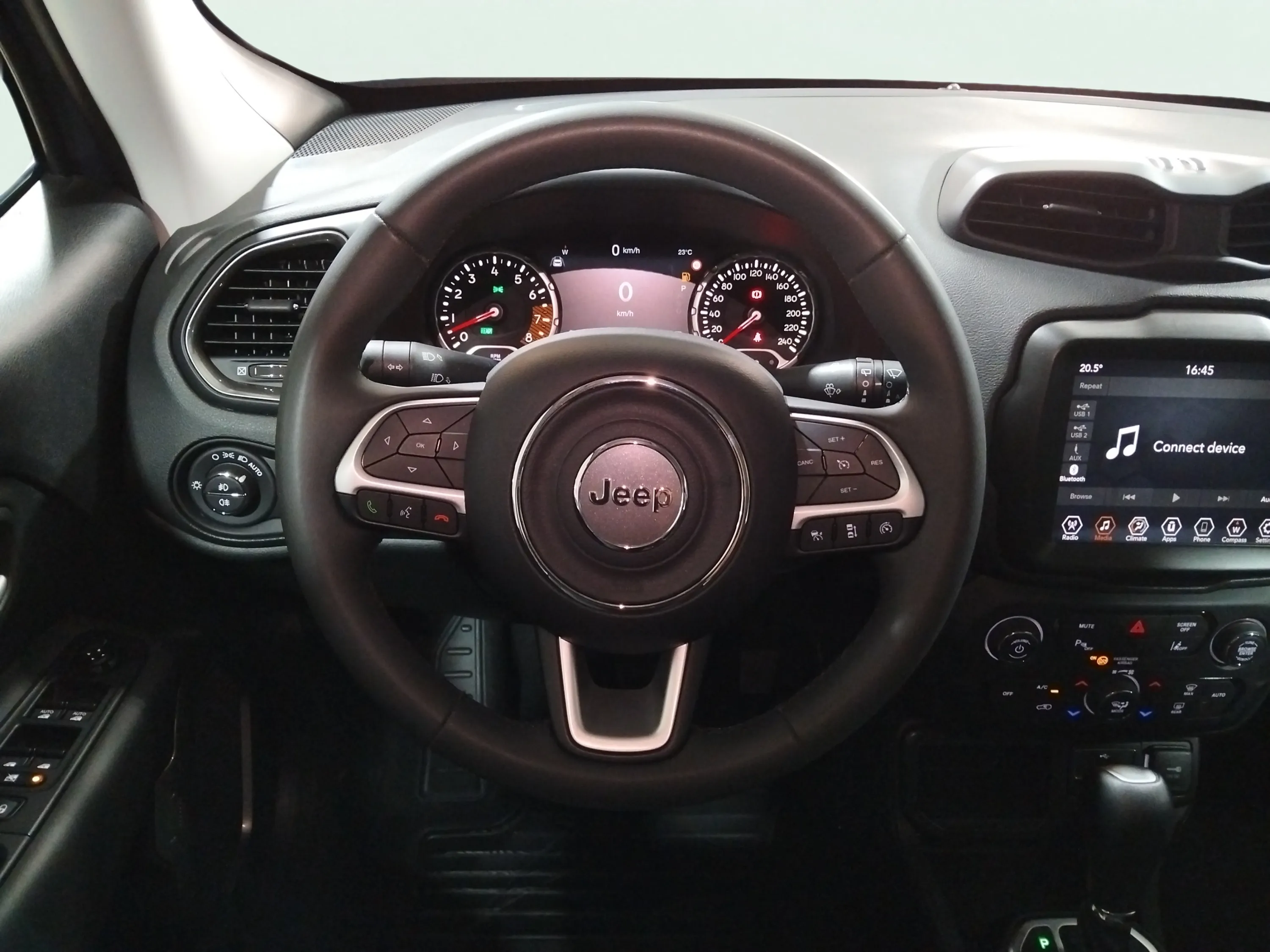 Jeep Renegade eHybrid 1.5 Limited ATX - foto 11