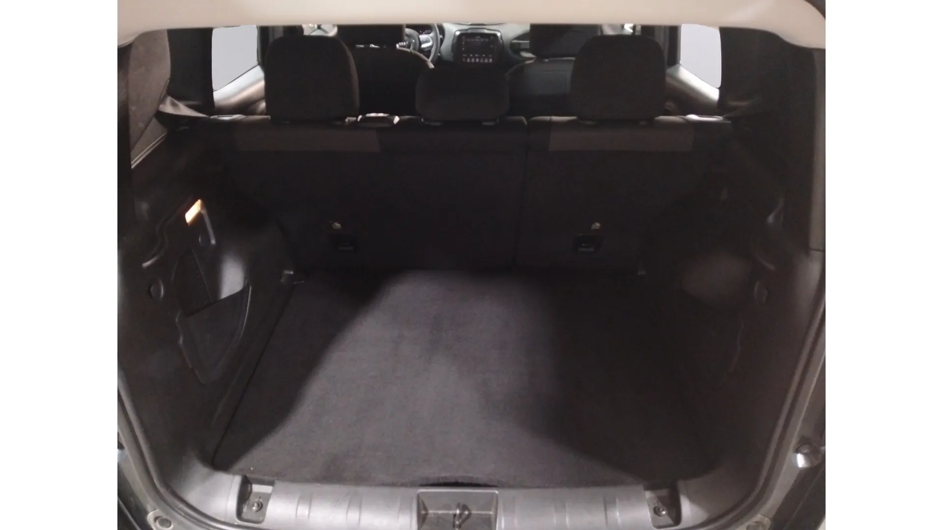 Jeep Renegade eHybrid 1.5 Limited ATX - foto 16