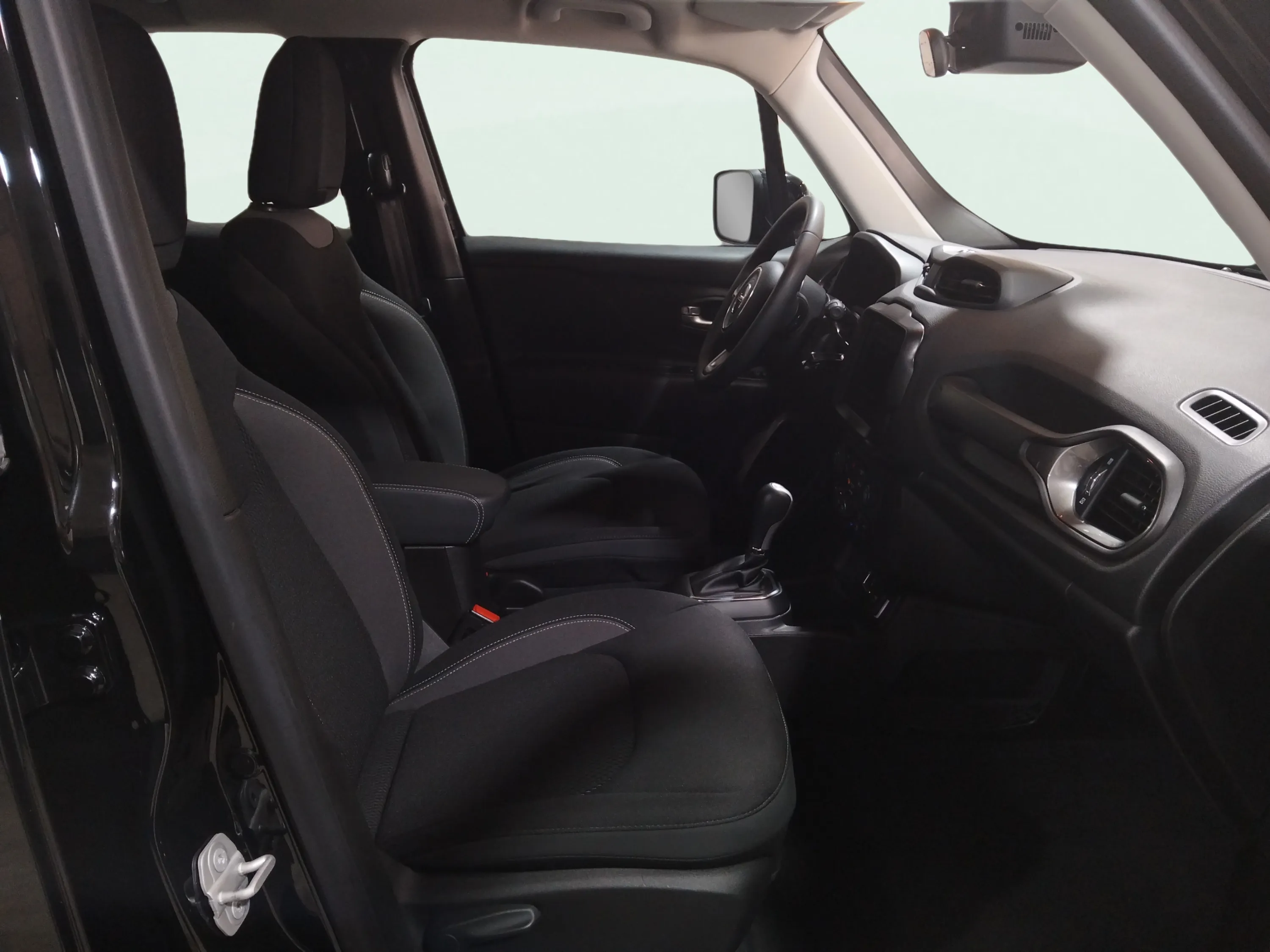 Jeep Renegade eHybrid 1.5 Limited ATX - foto 13