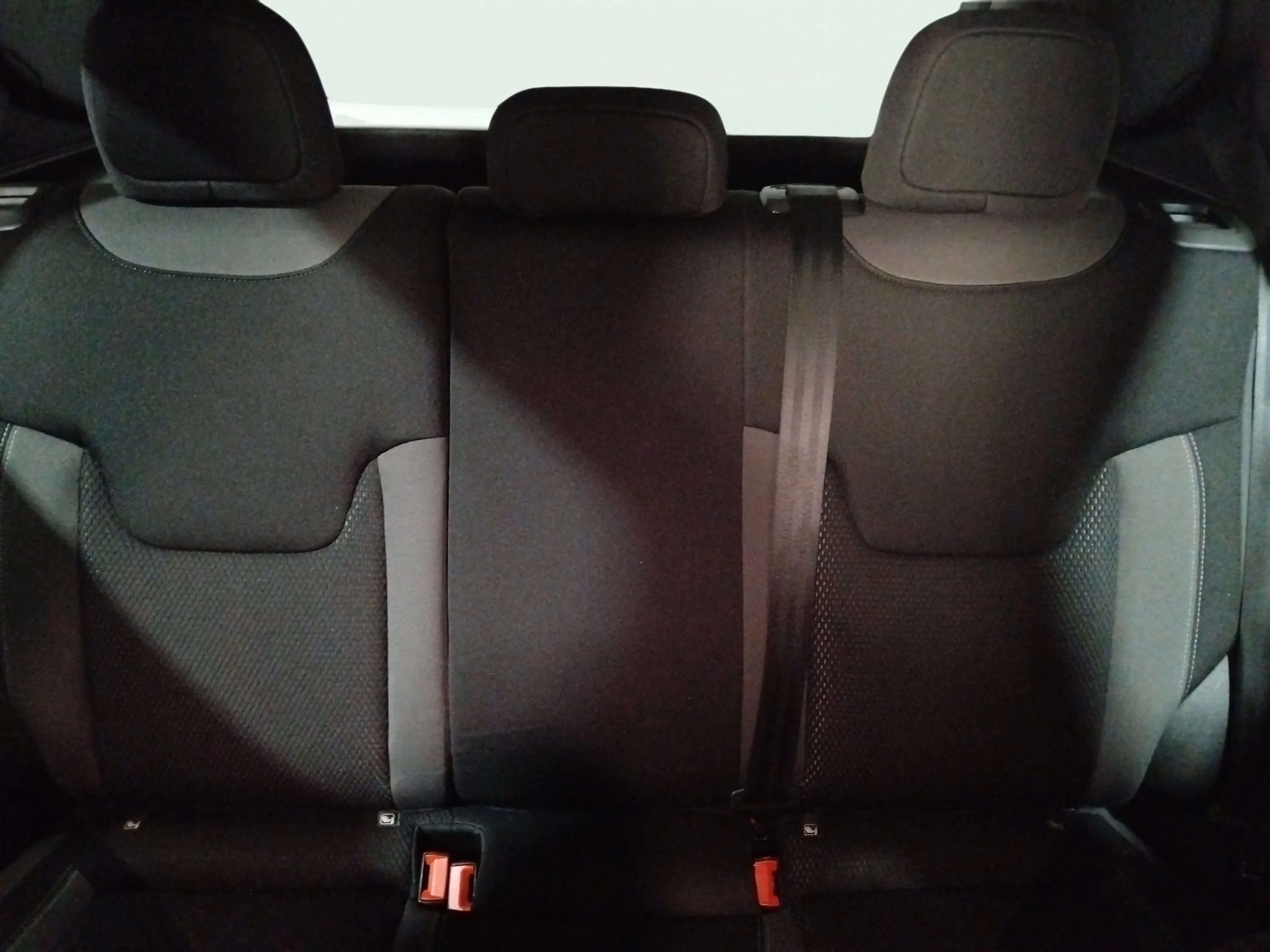 Jeep Renegade eHybrid 1.5 Limited ATX - foto 15