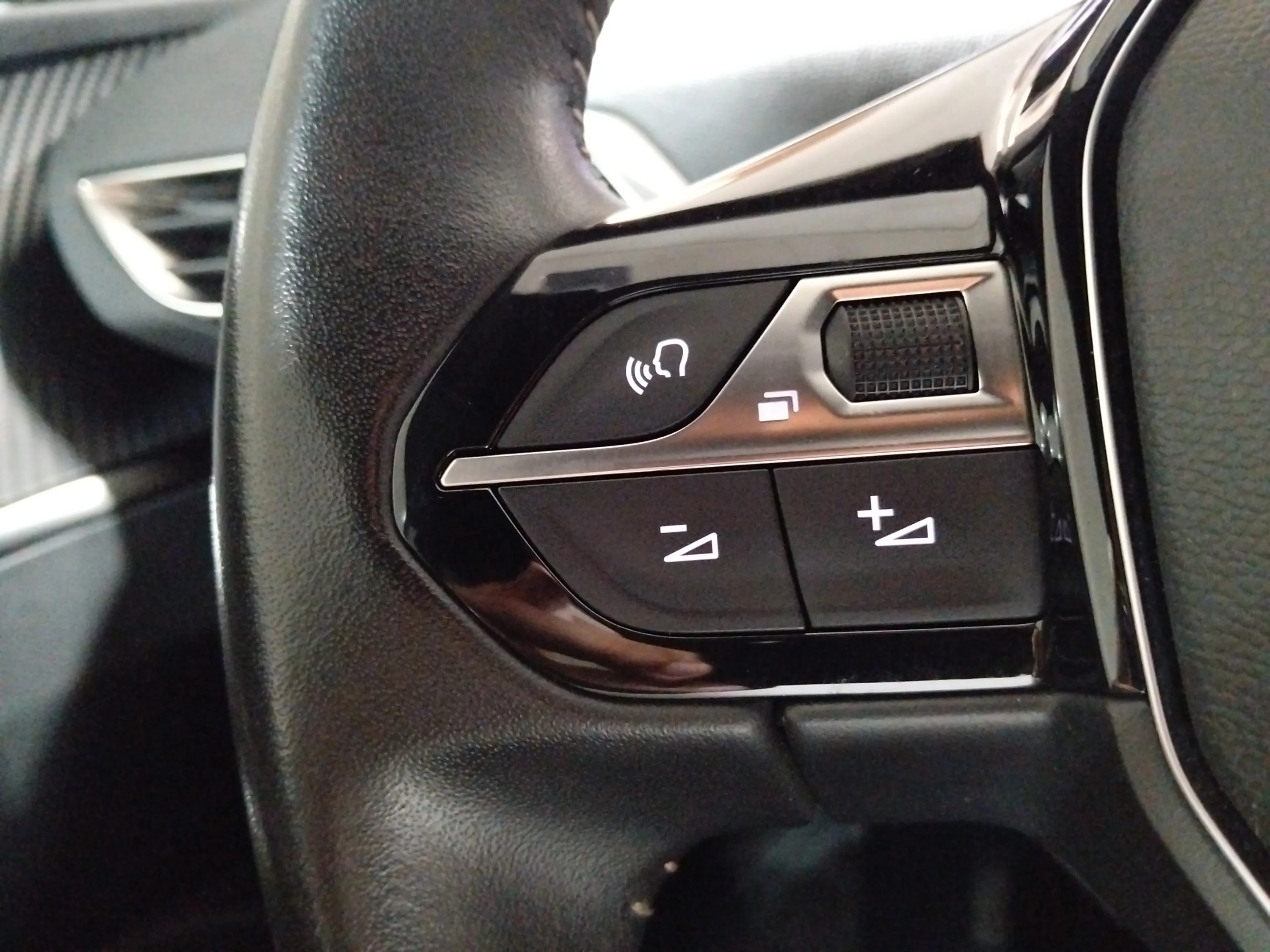 Peugeot 3008 1.2 PureTech GT - foto 23