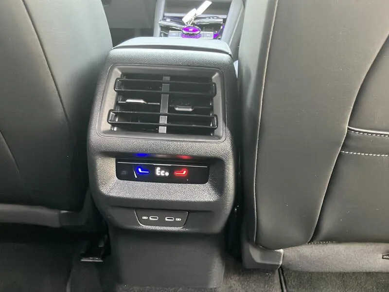 Volkswagen Tayron R-Line TSI - foto 34