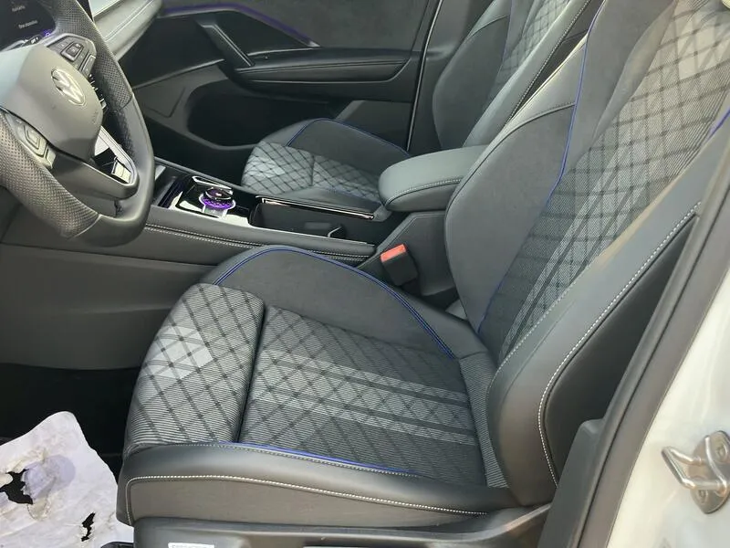 Volkswagen Tayron R-Line TSI - foto 12