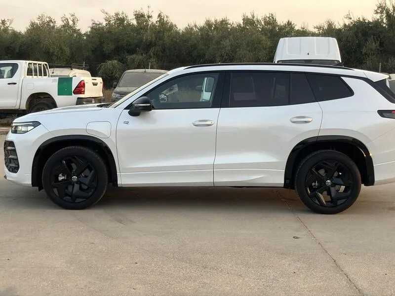 Volkswagen Tayron R-Line TSI - foto 3