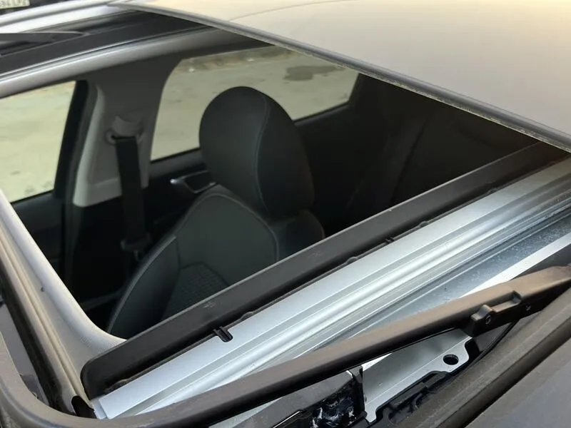 Kia XCeed 1.6 MHEV iMT Emotion - foto 43