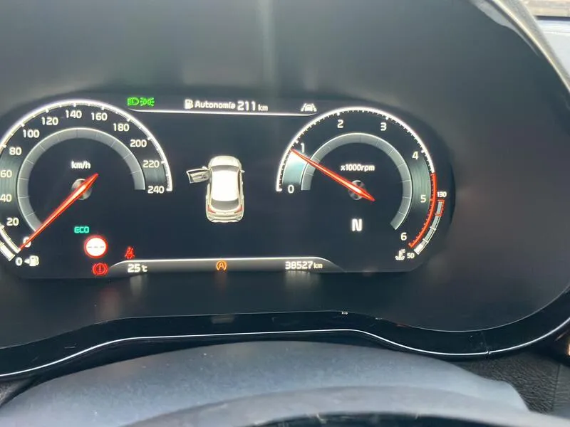 Kia XCeed 1.6 MHEV iMT Emotion - foto 15
