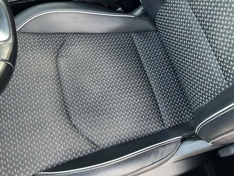 Kia XCeed 1.6 MHEV iMT Emotion - foto 13