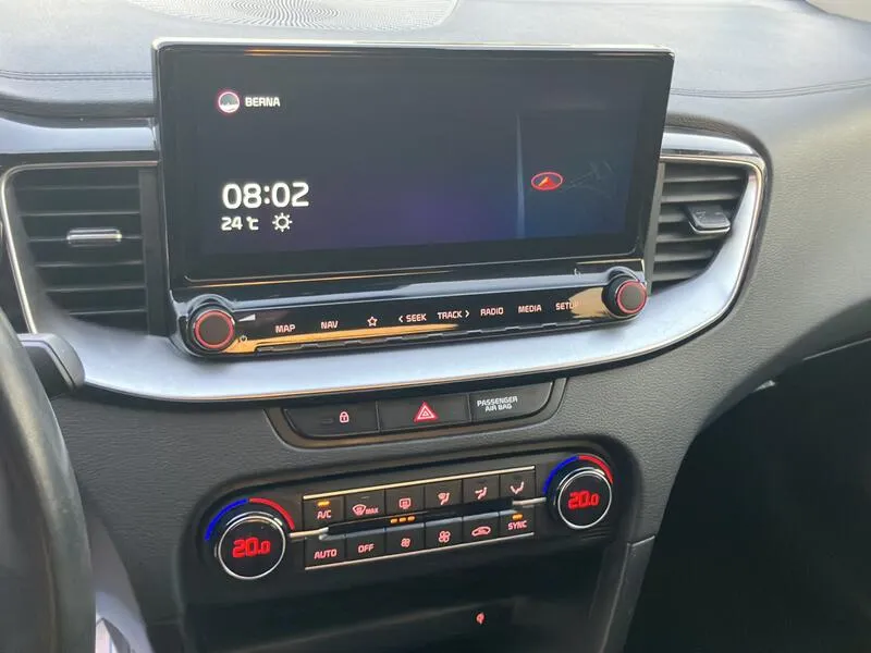 Kia XCeed 1.6 MHEV iMT Emotion - foto 41