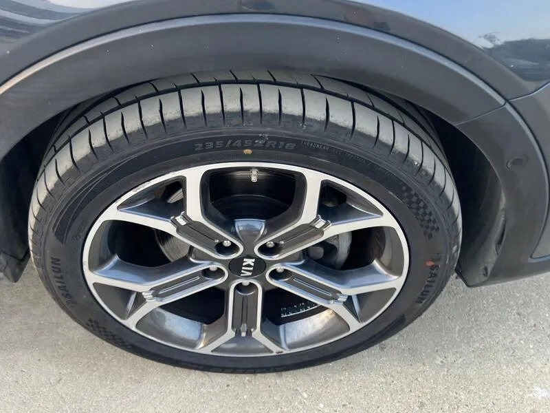 Kia XCeed 1.6 MHEV iMT Emotion - foto 26