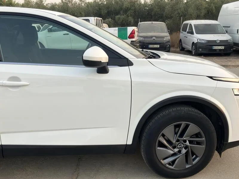 Nissan Qashqai DIG-T mHEV 4x2 Acenta - foto 25