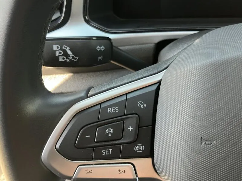 Volkswagen T-Roc Life 1.0 TSI - foto 38
