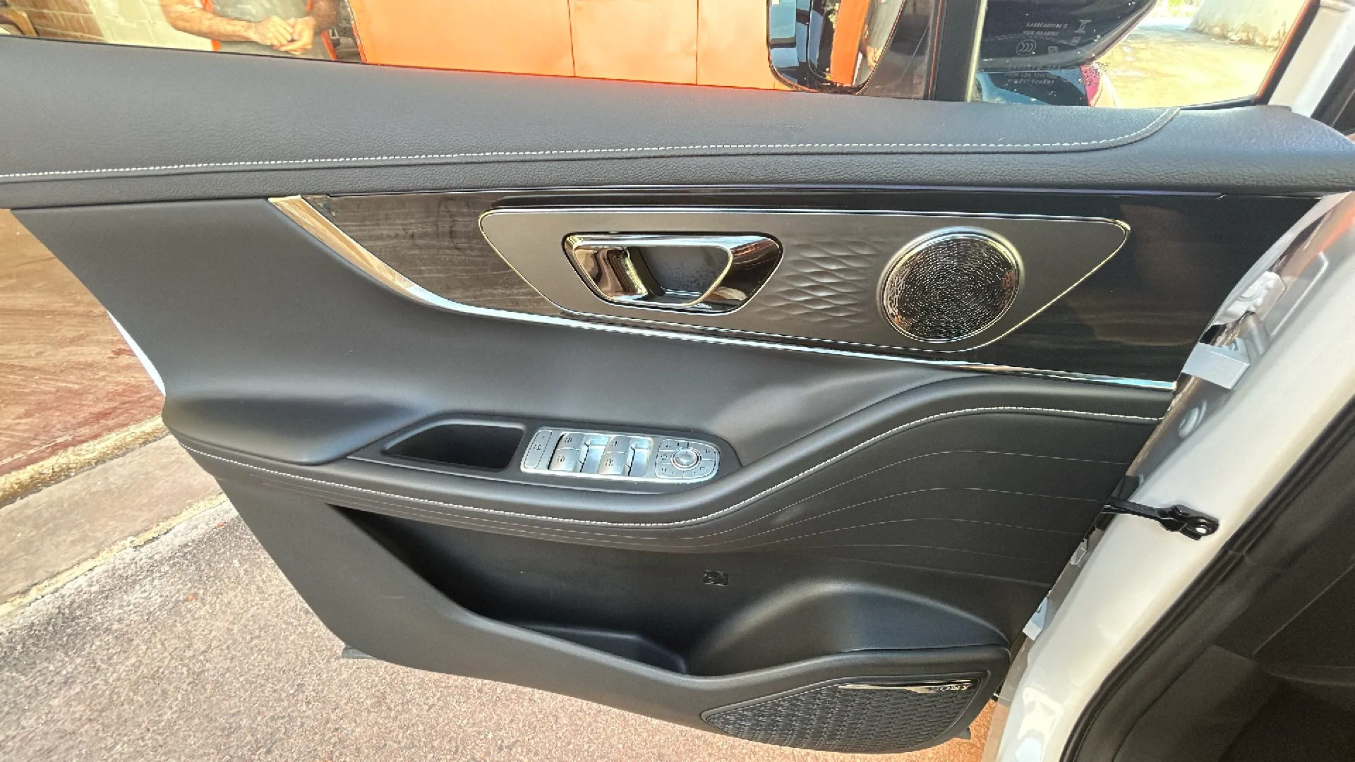Omoda 5 1.6 T-GDi DCT Premium - foto 13